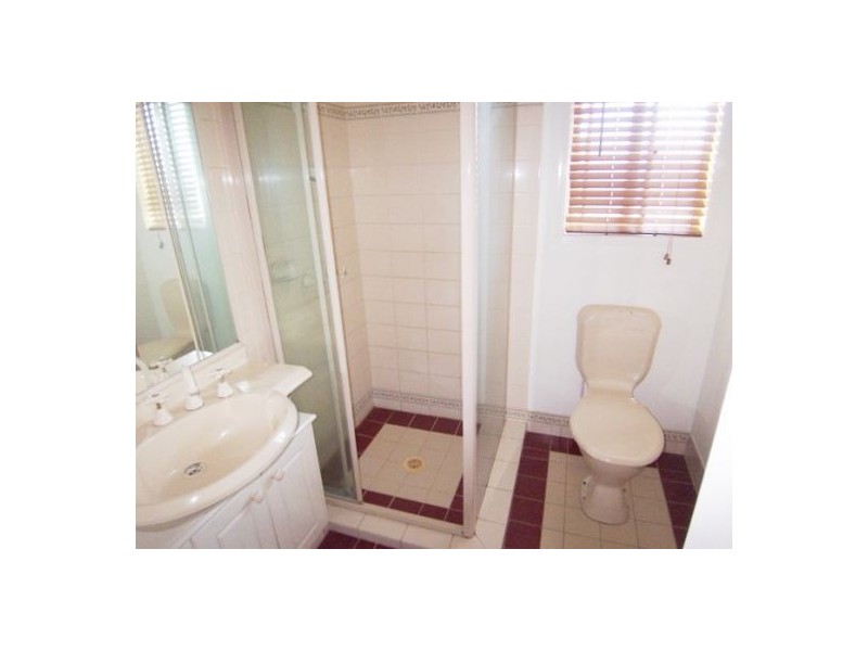 5/32 Billington Street, Labrador QLD 4215