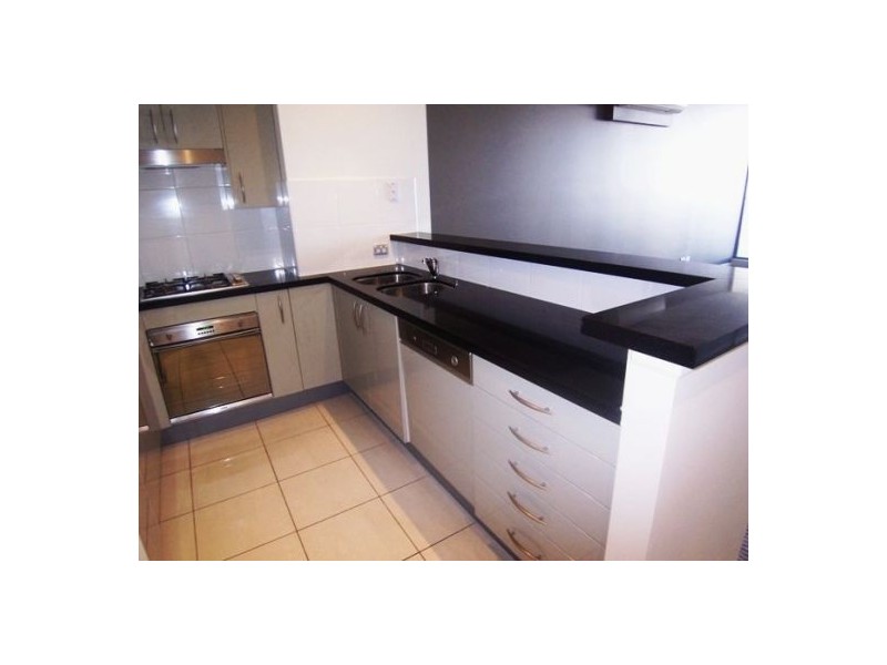 408/3 Como Crescent, Southport QLD 4215