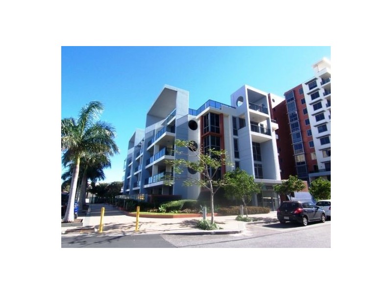 408/3 Como Crescent, Southport QLD 4215