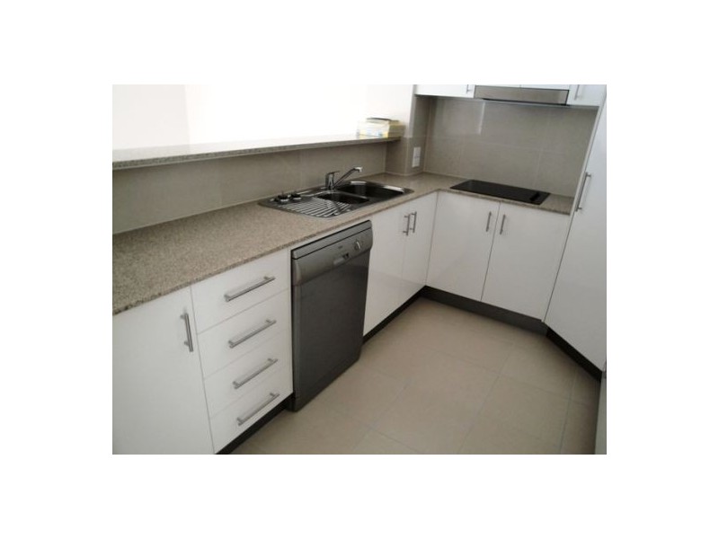 1/99 Muir Street, Labrador QLD 4215