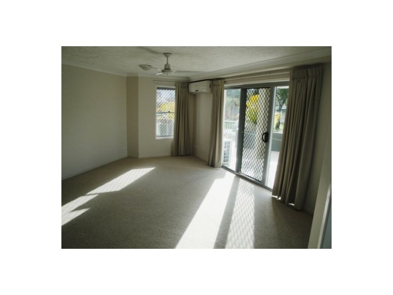 1/99 Muir Street, Labrador QLD 4215