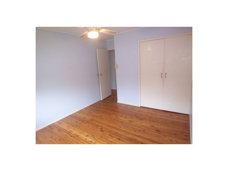 75 Kindra Avenue, Southport QLD 4215