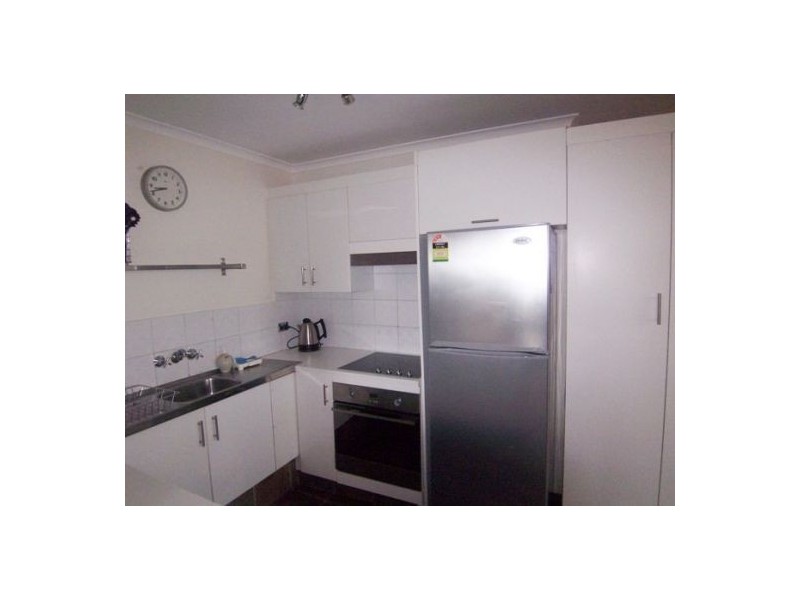 8/61 Frank Street, Labrador QLD 4215