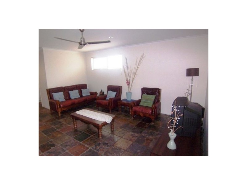 8/61 Frank Street, Labrador QLD 4215