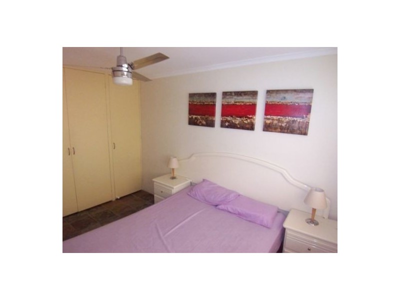 8/61 Frank Street, Labrador QLD 4215