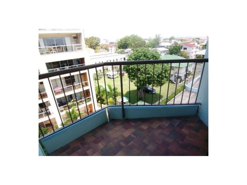 4c/114 Marine Parade, Southport QLD 4215