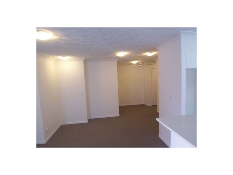 3/15 Lloyd Street, Southport QLD 4215