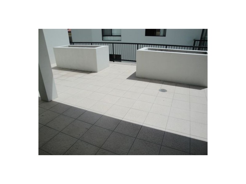 4/15 Lloyd Street, Southport QLD 4215