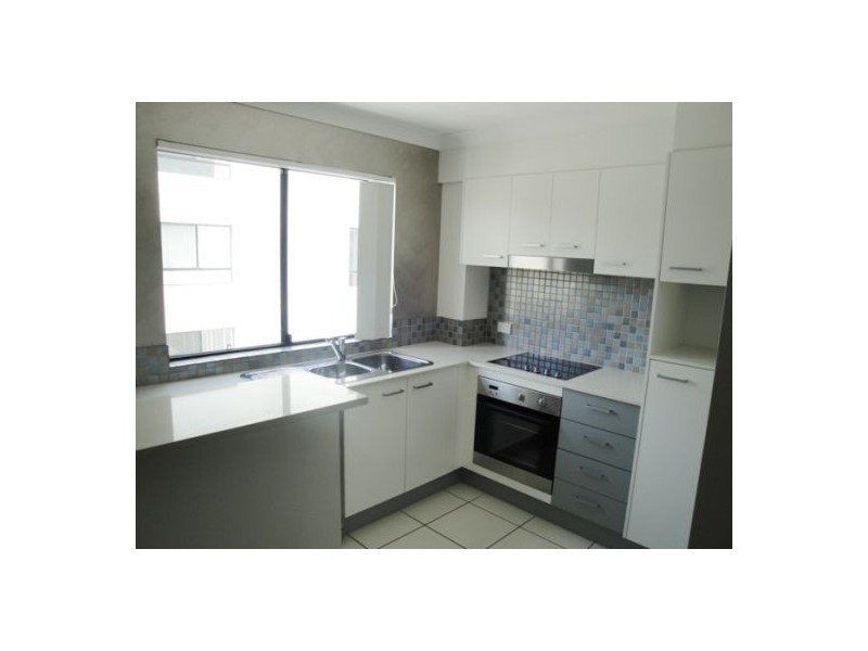 24/15 Lloyd Street, Southport QLD 4215