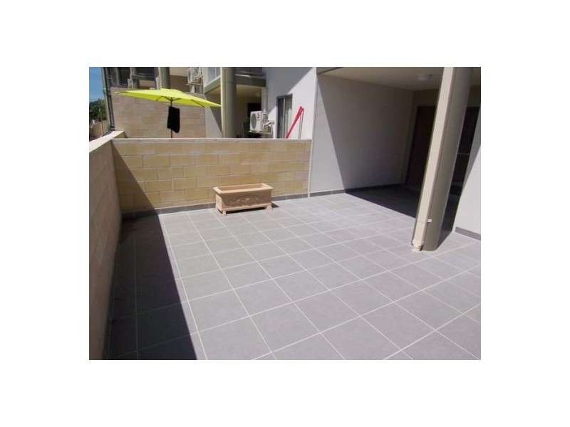 7/148 High Street, Southport QLD 4215