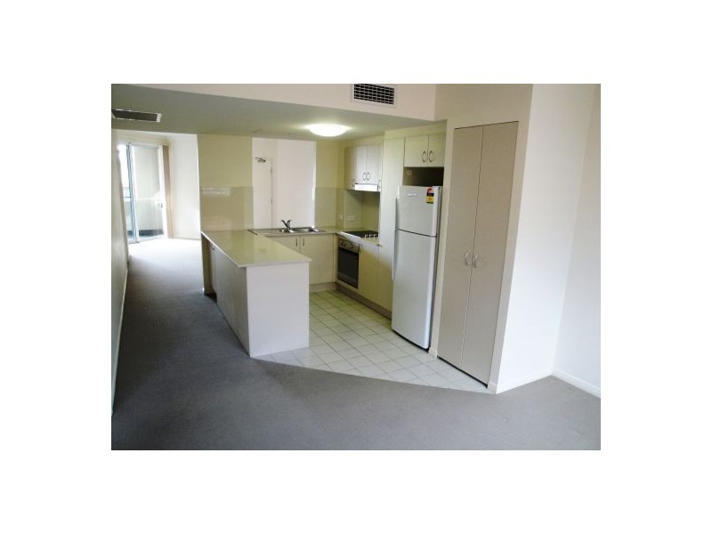 14/6-10 Rose Street, Southport QLD 4215