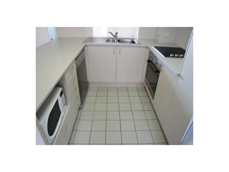 14/6-10 Rose Street, Southport QLD 4215