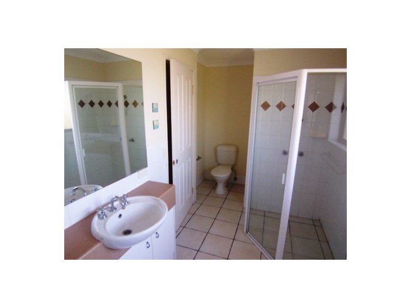 1/56  Ward Street, Southport QLD 4215