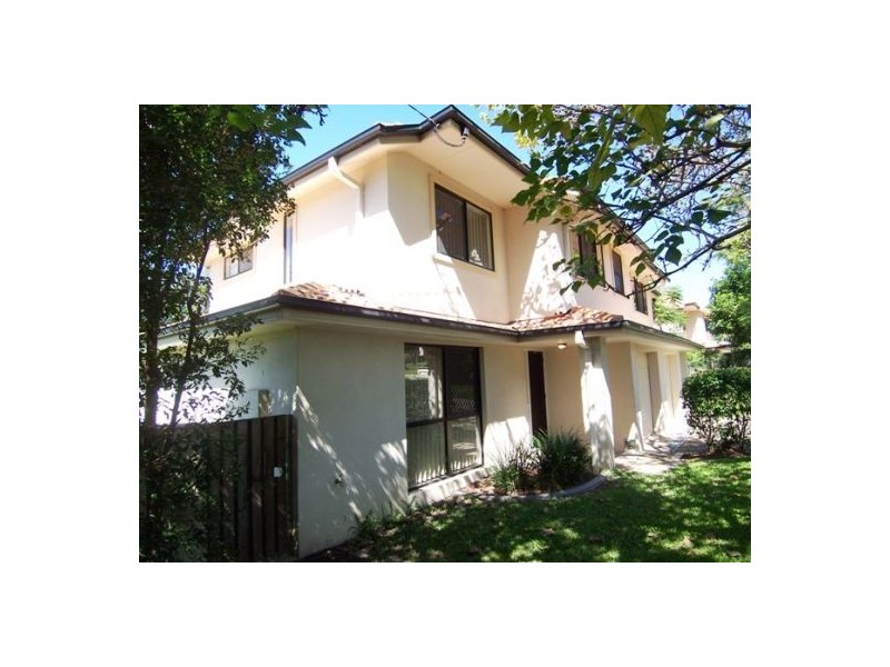 1/56  Ward Street, Southport QLD 4215