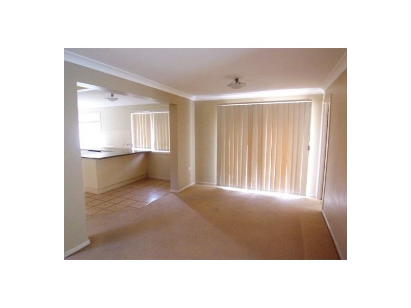 2 Naranja Crescent, Benowa QLD 4217