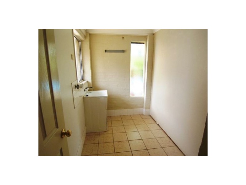 2 Naranja Crescent, Benowa QLD 4217