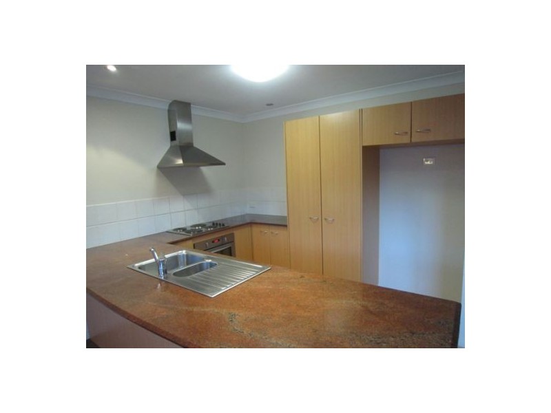 3/14 Terrigal Crescent, Southport QLD 4215