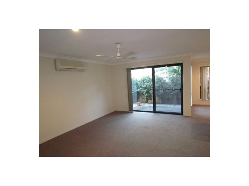 3/14 Terrigal Crescent, Southport QLD 4215