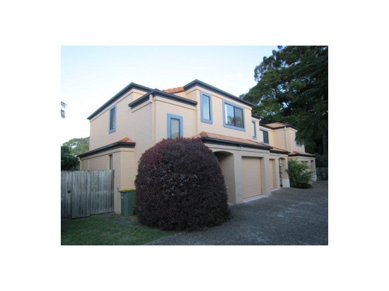 3/14 Terrigal Crescent, Southport QLD 4215