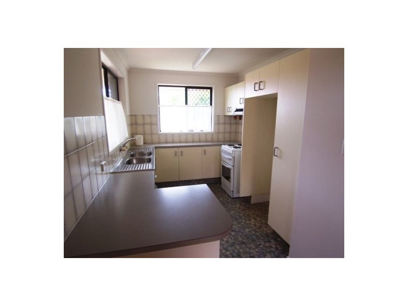 2/31 Binstead Drive, Southport QLD 4215