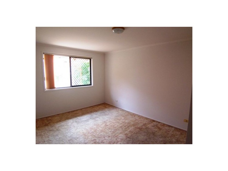 2/31 Binstead Drive, Southport QLD 4215
