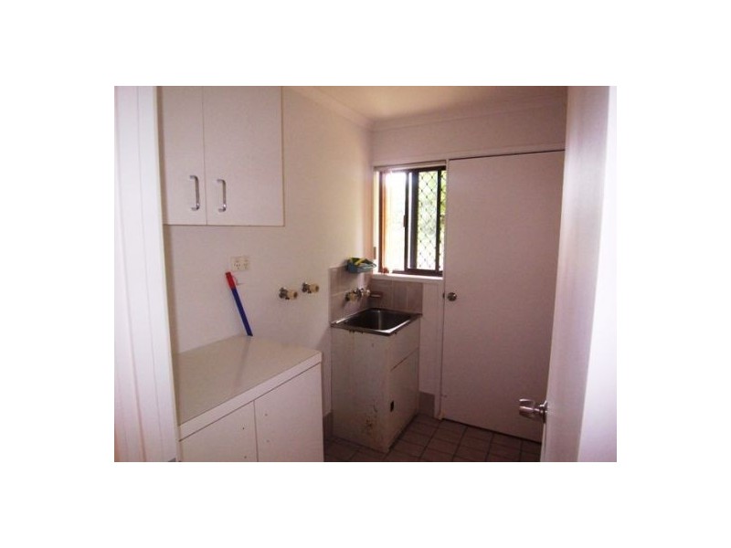 2/31 Binstead Drive, Southport QLD 4215