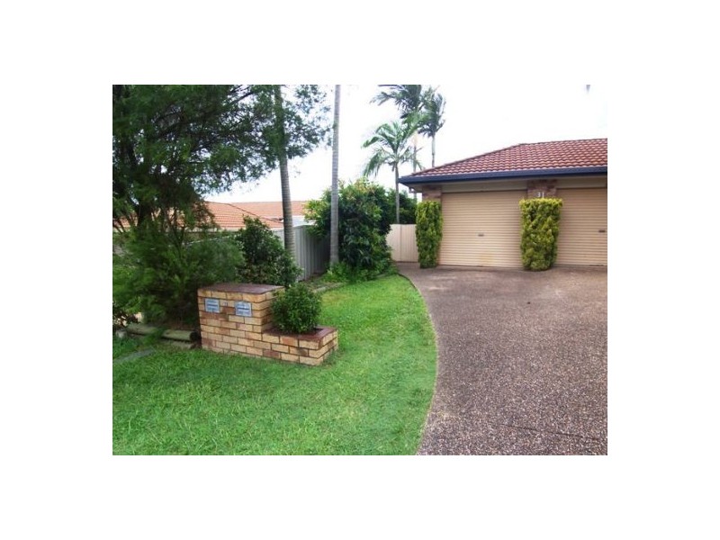 2/31 Binstead Drive, Southport QLD 4215