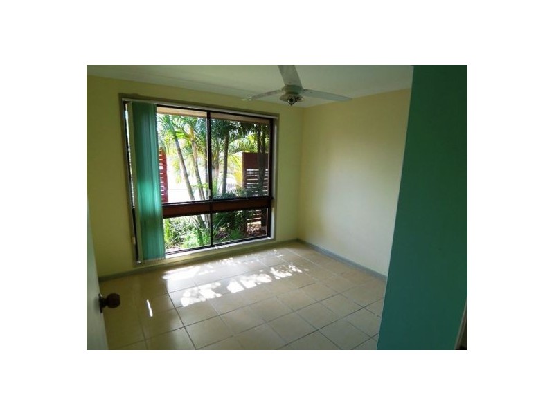 19 Flinders Av, Molendinar QLD 4214