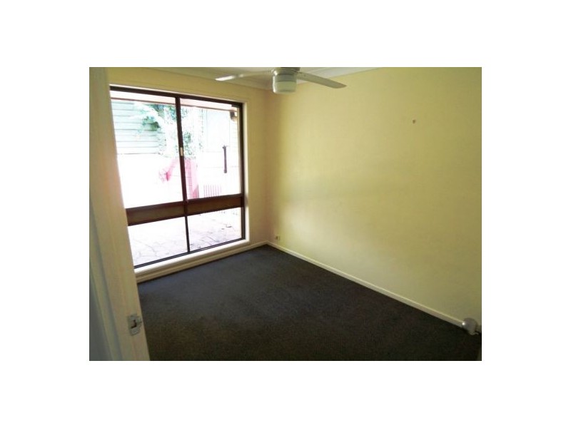 19 Flinders Av, Molendinar QLD 4214