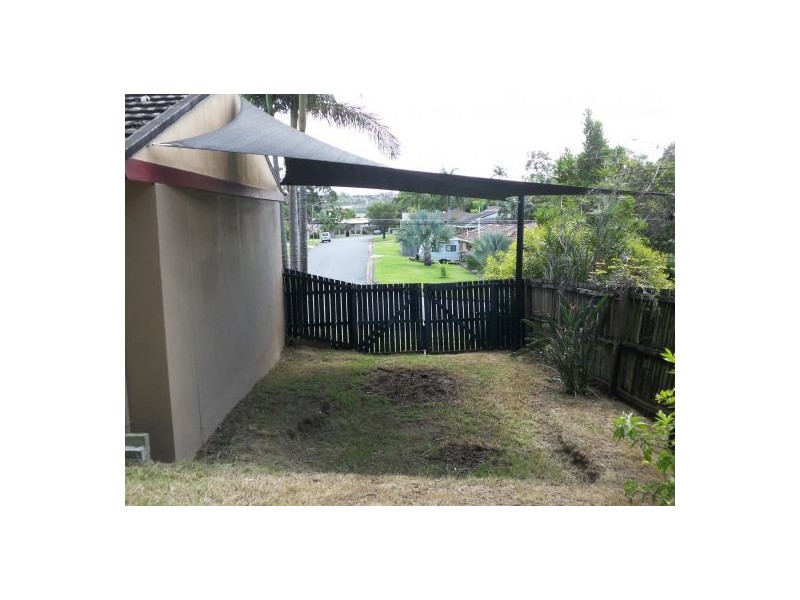 19 Flinders Av, Molendinar QLD 4214