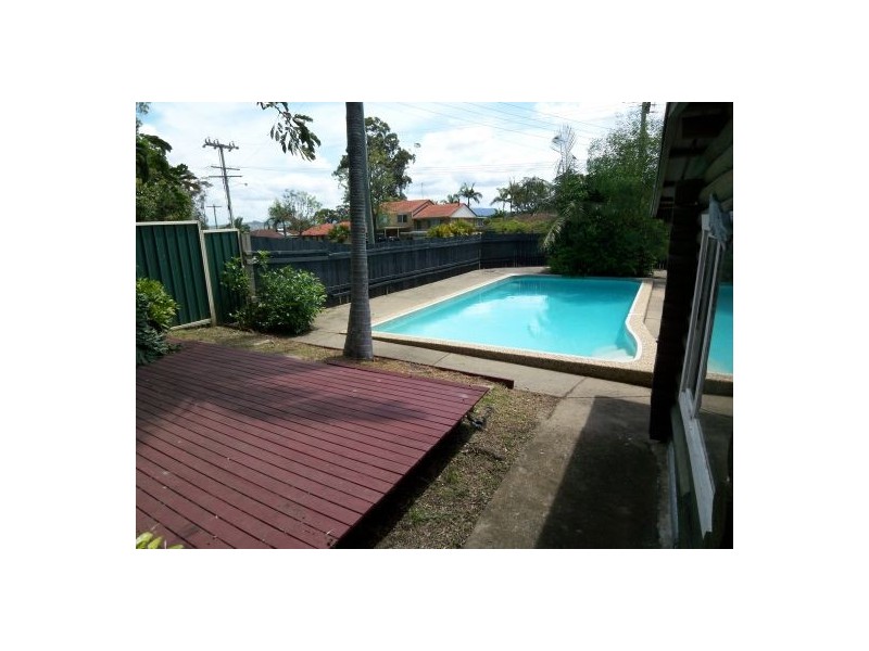 19 Flinders Av, Molendinar QLD 4214