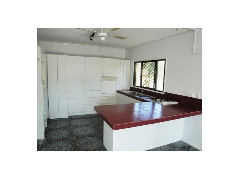 8 Tedder Avenue, Main Beach QLD 4217