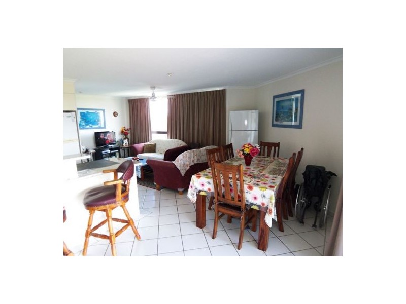 3A/114 Marine Parade, Southport QLD 4215