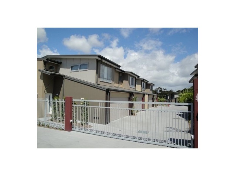 15/446 Pine Ridge Road, Coombabah QLD 4216