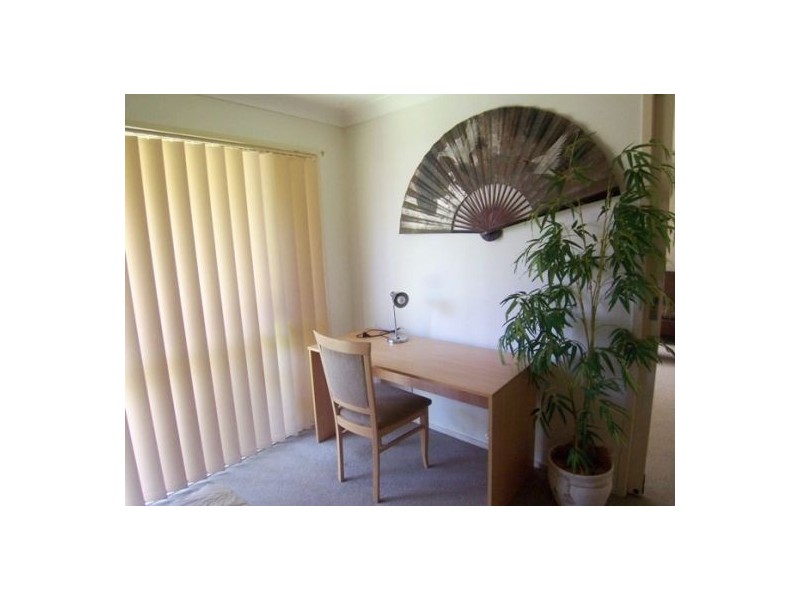 13A Maidstone place, Parkwood QLD 4214