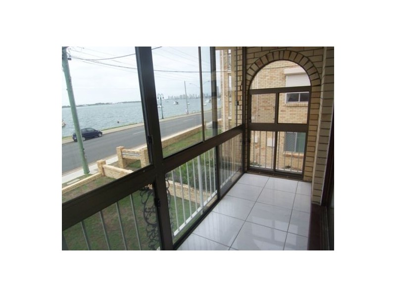 6/266 Marine Parade, Southport QLD 4215