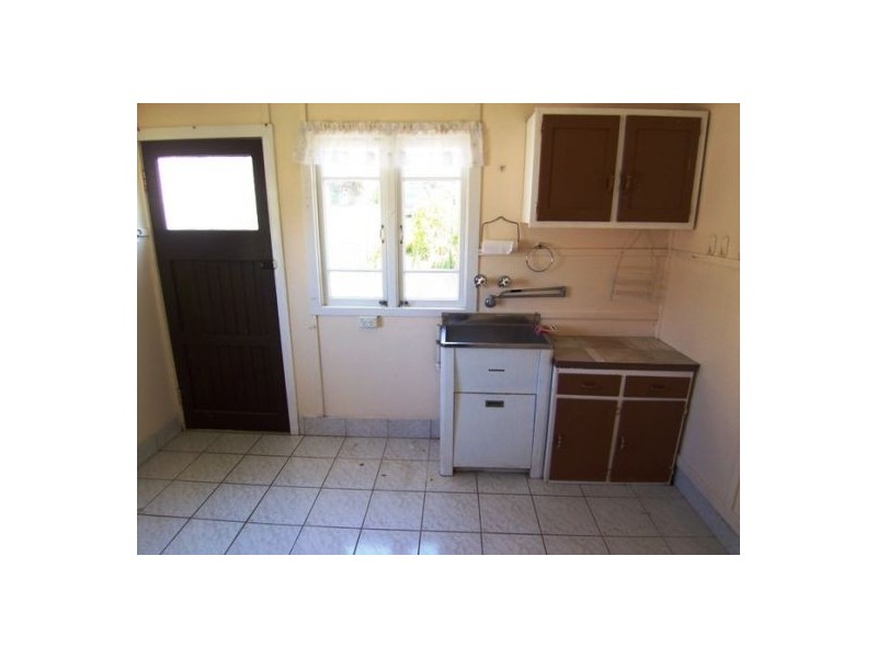 92 Johnston Street, Southport QLD 4215