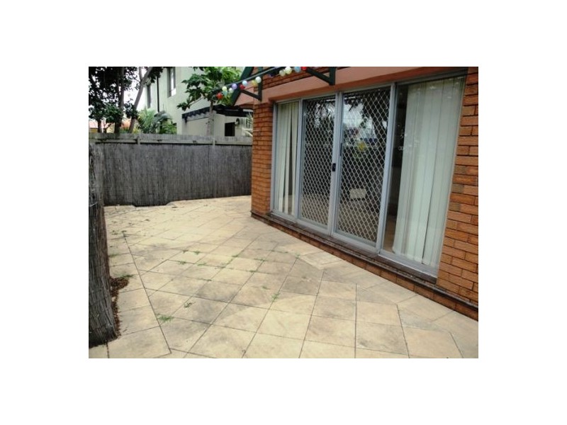 1/21 North Street, Southport QLD 4215