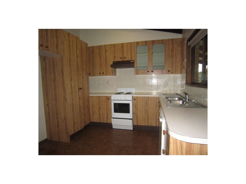 52 Cotlew Street, Southport QLD 4215