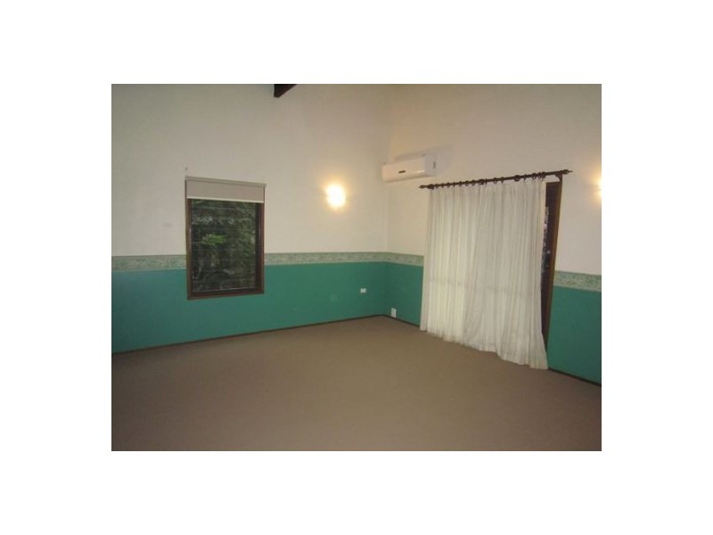 52 Cotlew Street, Southport QLD 4215