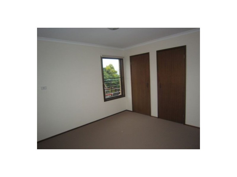 52 Cotlew Street, Southport QLD 4215