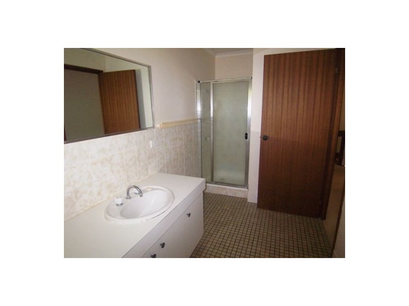 52 Cotlew Street, Southport QLD 4215