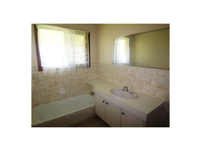 52 Cotlew Street, Southport QLD 4215