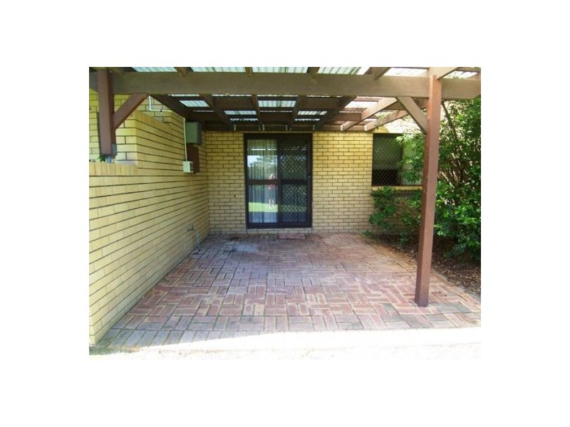 52 Cotlew Street, Southport QLD 4215