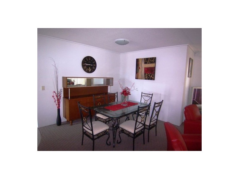 218/105 Scarborough Street, Southport QLD 4215