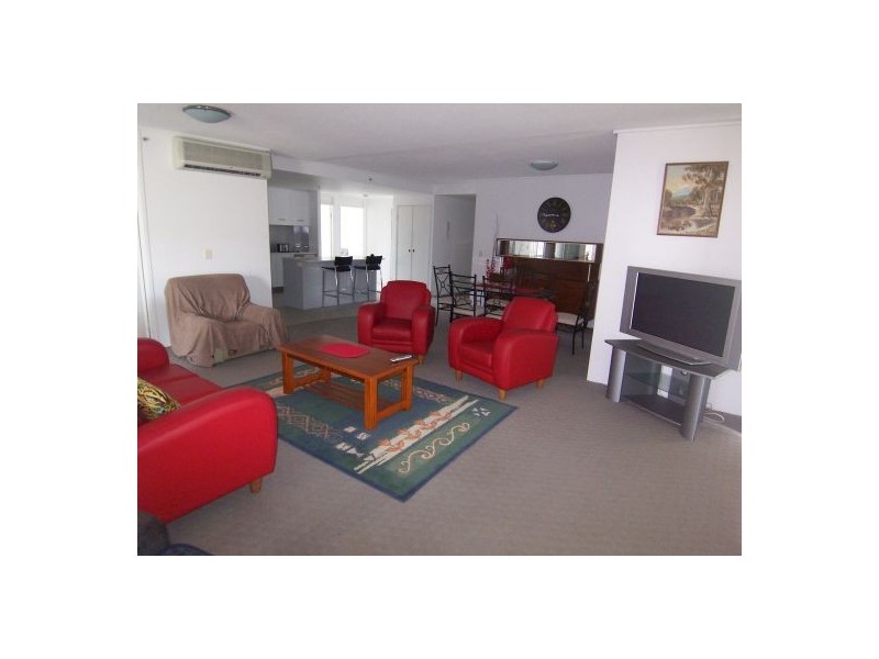 218/105 Scarborough Street, Southport QLD 4215