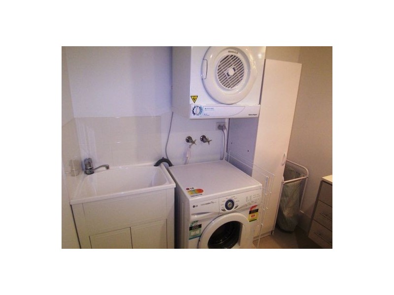 218/105 Scarborough Street, Southport QLD 4215