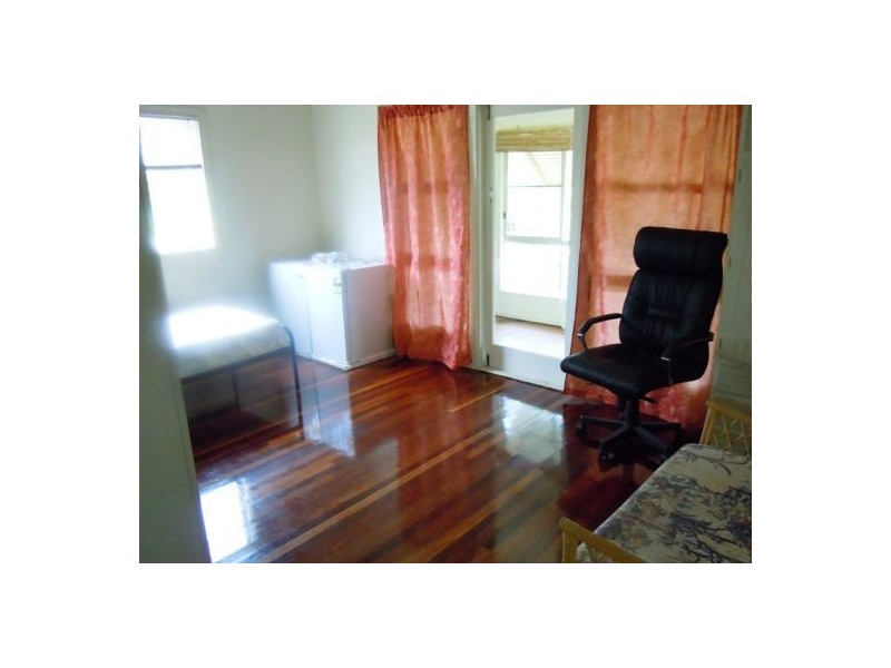 Biggera Waters QLD 4216