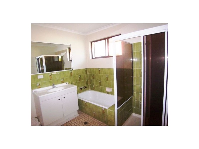 5/211 Scarborough Street, Southport QLD 4215