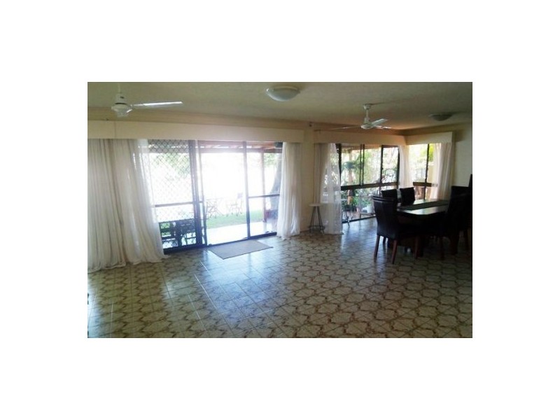 98 Regatta Parade, Southport QLD 4215